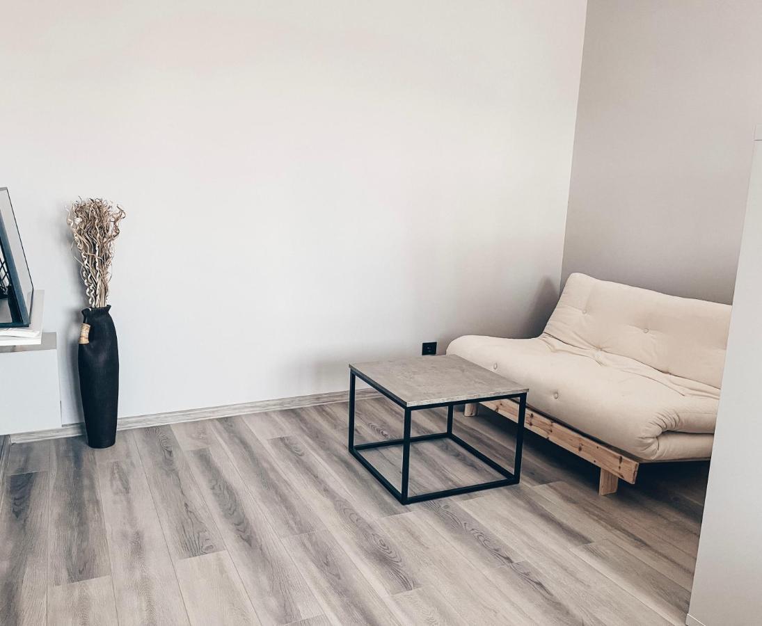 Pavasario G. Apartamentai Mažeikiai Εξωτερικό φωτογραφία